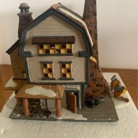 Department 56 Platts Candles & Wax Winter Holiday Village House Figurine - Picture 6 of 10